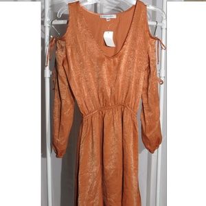 NEW WITH TAGS - VANITY ROOM COLD SHOULDER - COPPER